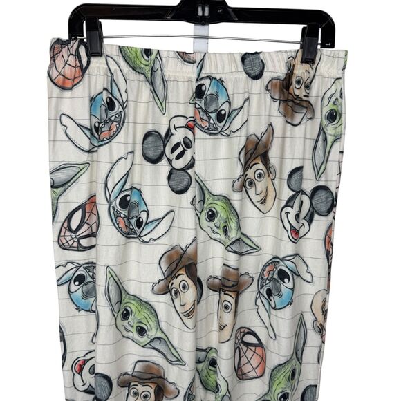 NWT Disney White multicharacter long sleeve & pants pajama set Size Medium - Picture 11 of 14
